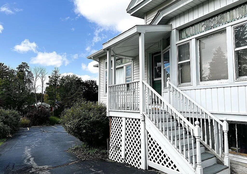 Photo of Outdoor in Melrose Park