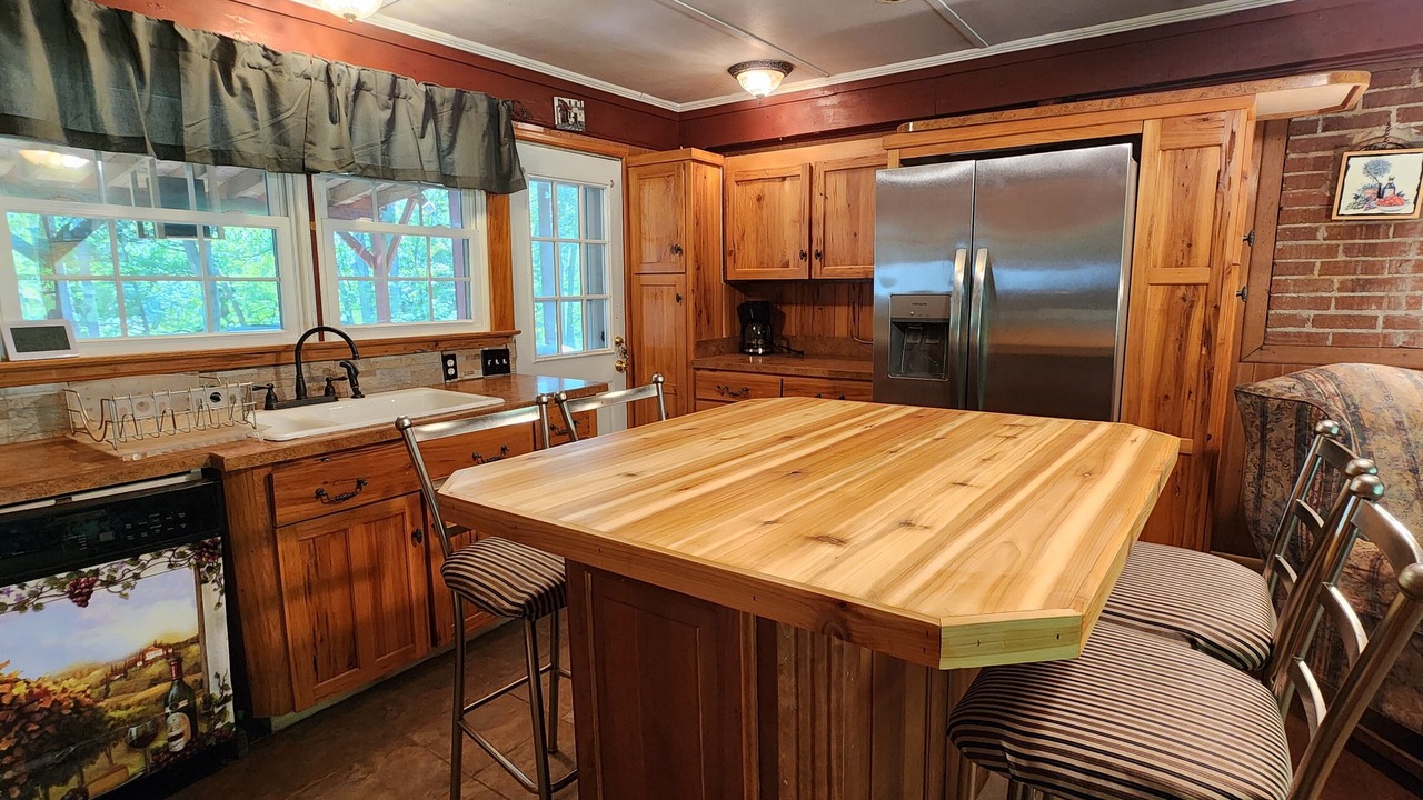 Photo of Kitchen in Oak Hill Park