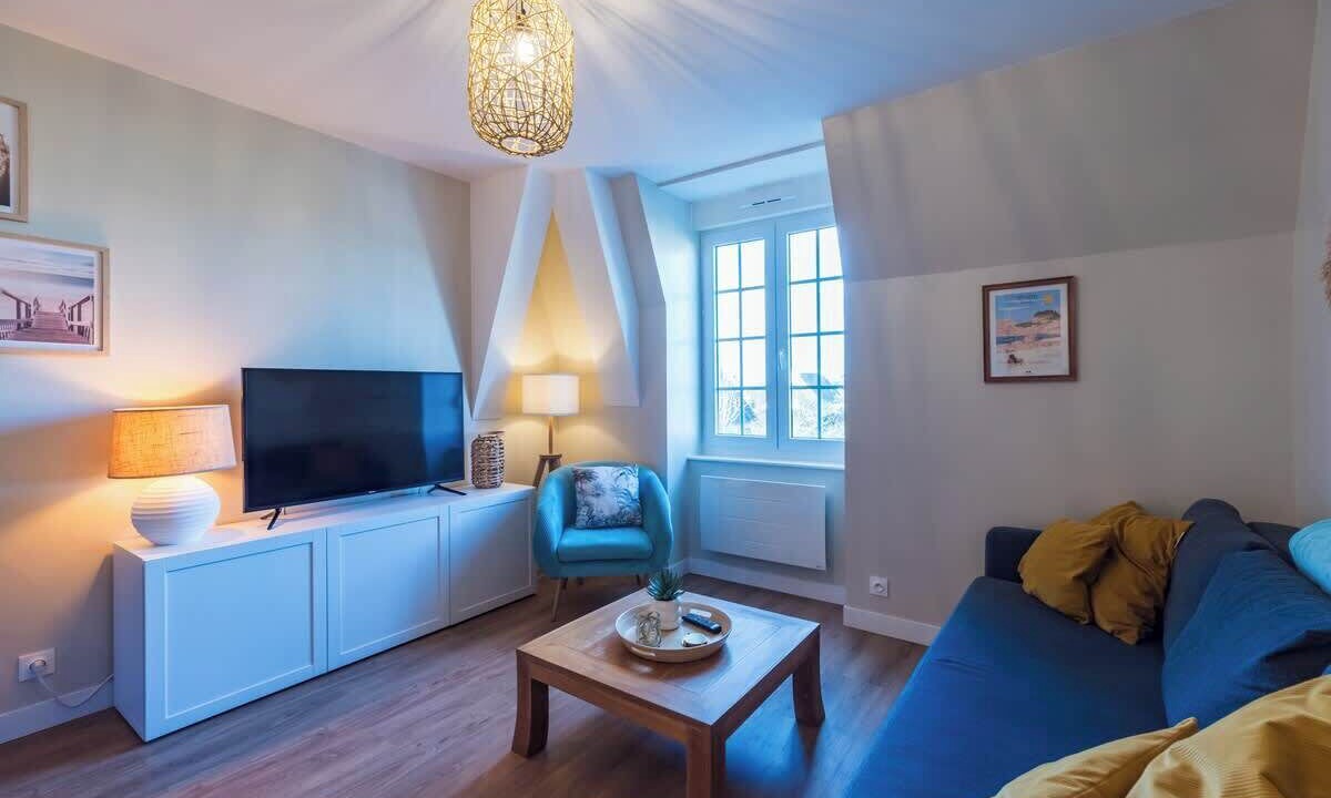 Photo of Livingroom in Cote de Granit Rose