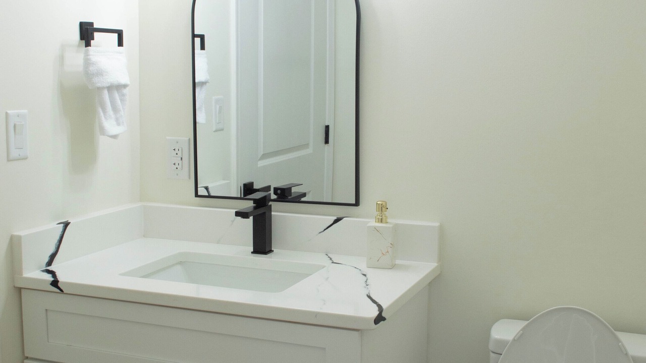 Photo of Bathroom in Mosby
