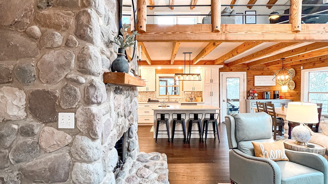 Photo of Livingroom in Burlington