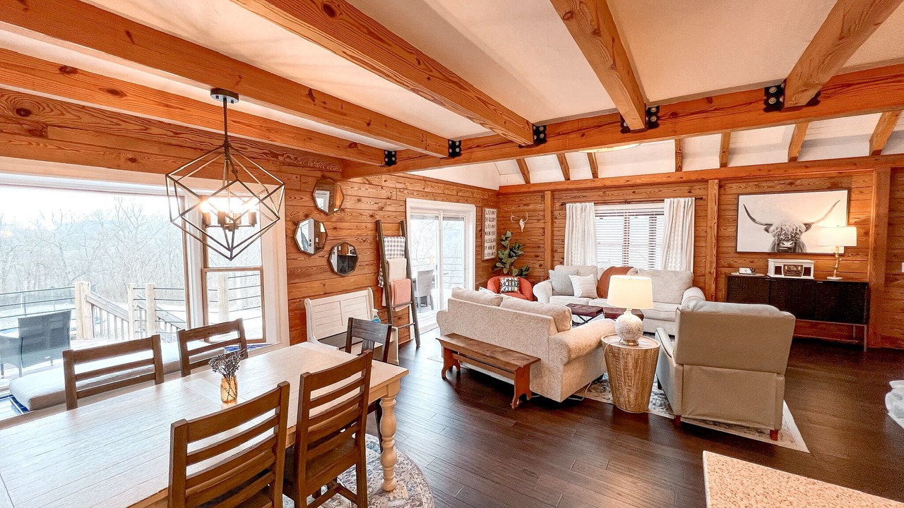 Photo of Livingroom in Burlington