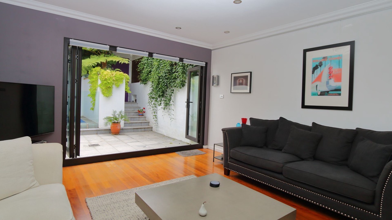 Photo of Livingroom in Glebe
