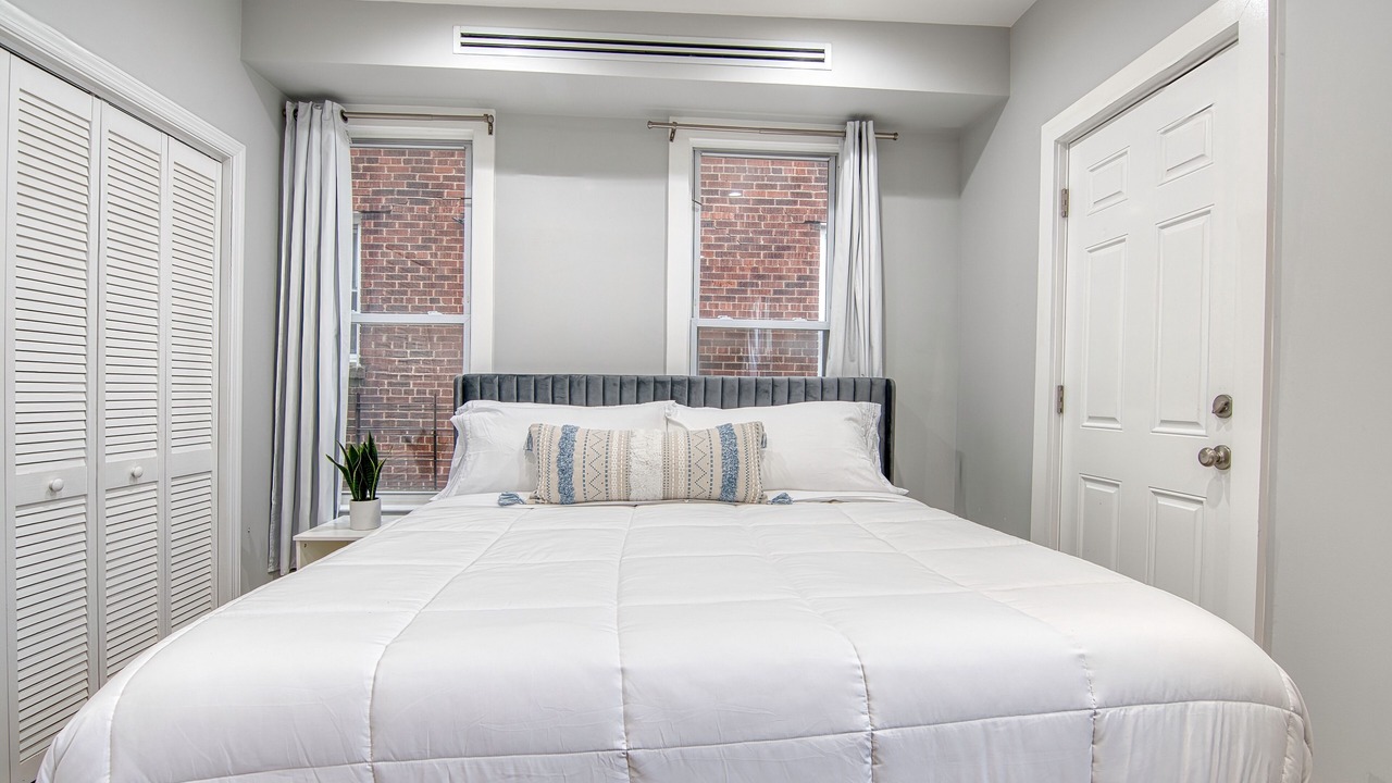 Photo of Bedroom in West Bronx