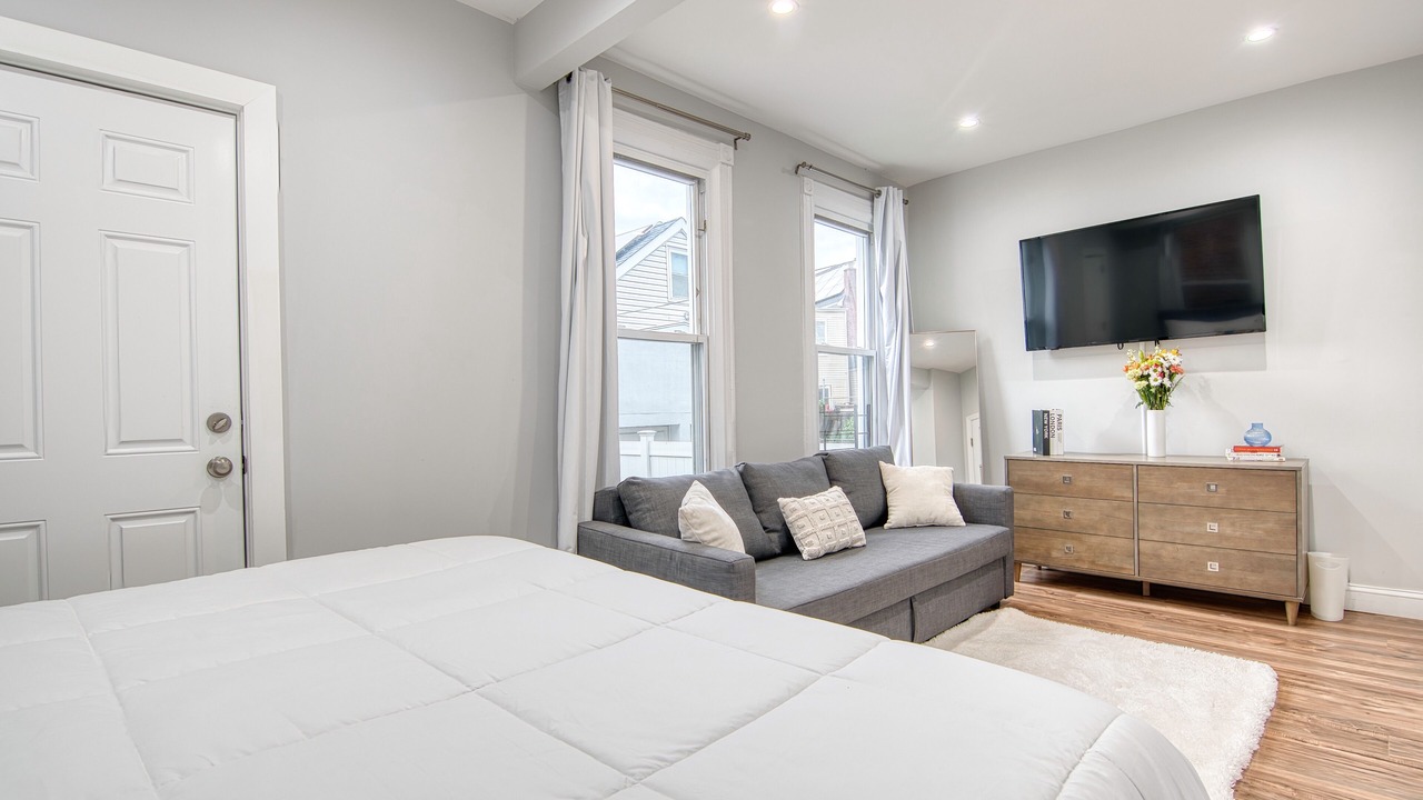 Photo of Bedroom in West Bronx
