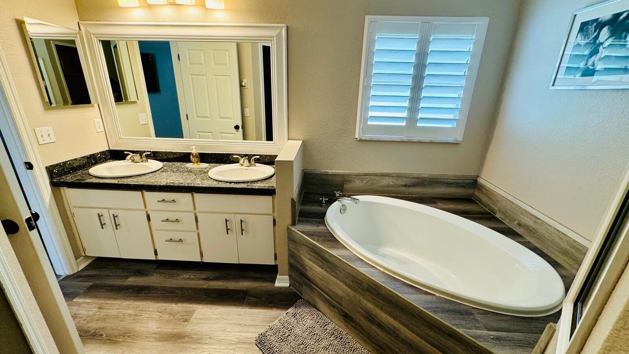 Photo of Bathroom in Edgewood