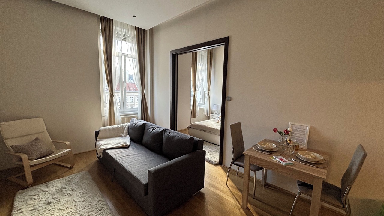 Photo of Livingroom in Palace District