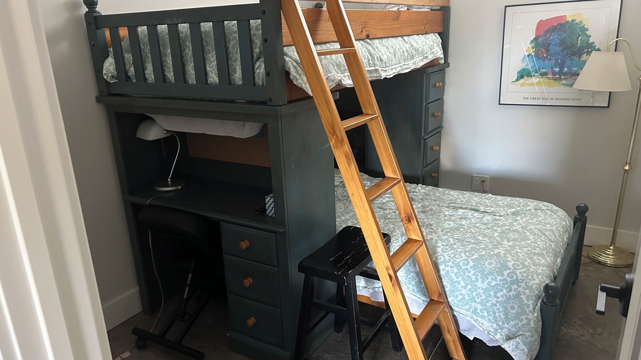 Photo of Bedroom in Skaneateles