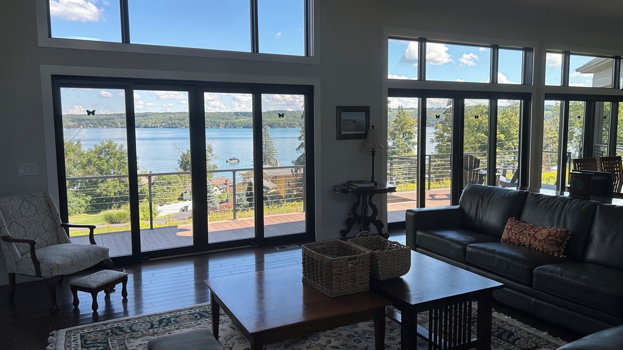 Photo of Livingroom in Skaneateles