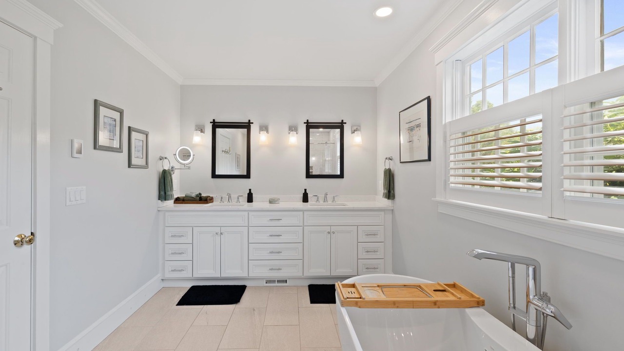 Photo of Bathroom in West Barnstable