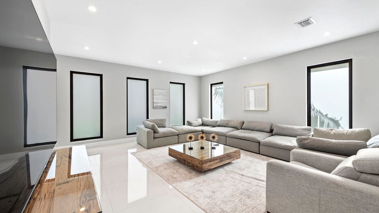 Photo of Livingroom in South Miami