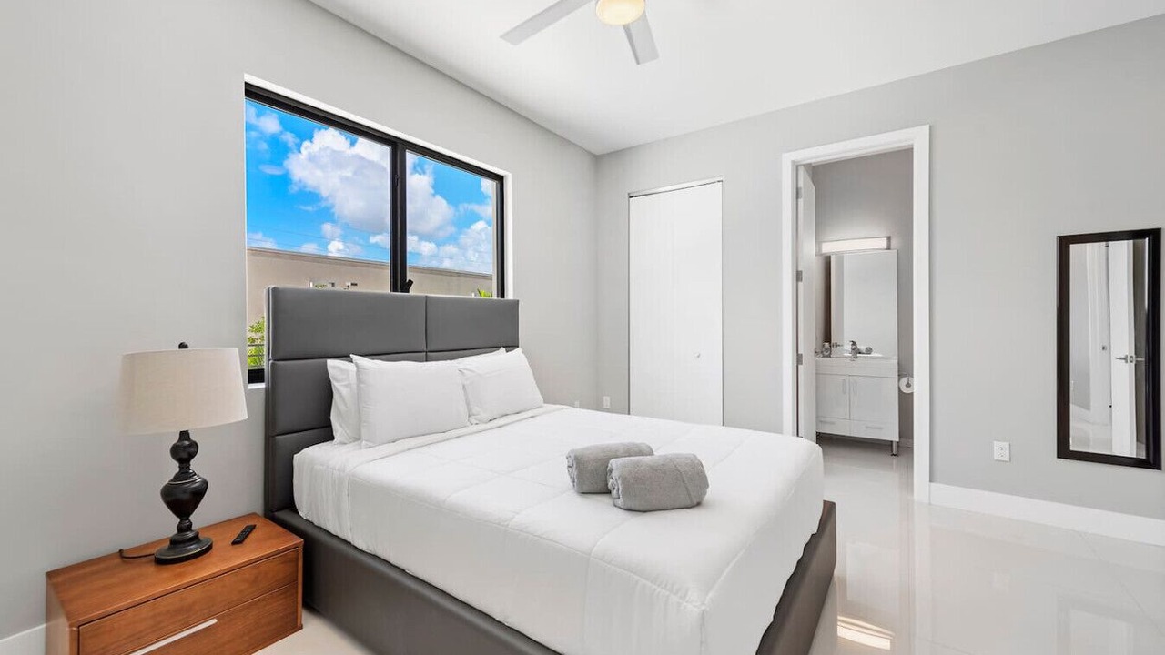 Photo of Bedroom in South Miami