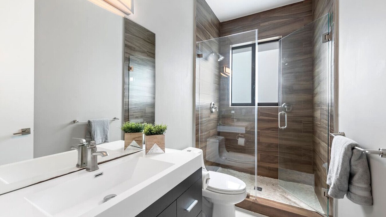 Photo of Bathroom in South Miami