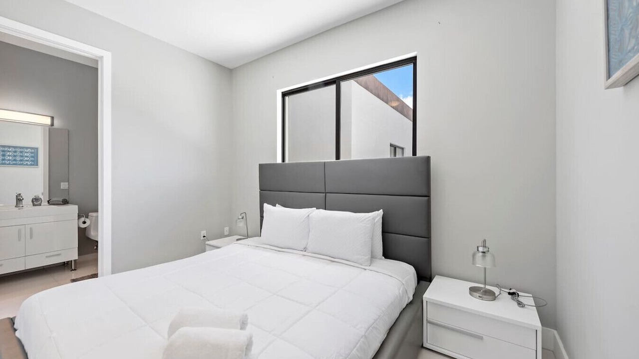 Photo of Bedroom in South Miami