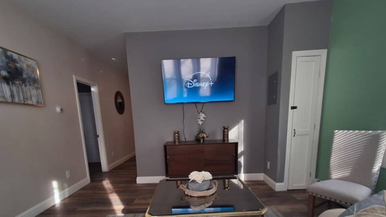 Photo of Livingroom in Mount Pleasant