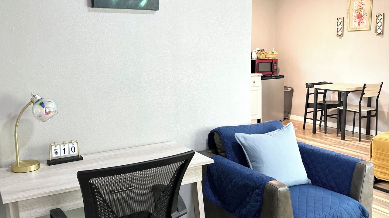 Photo of Livingroom in Spring Hill