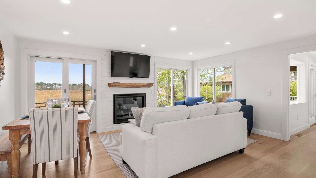 Photo of Livingroom in West Harwich