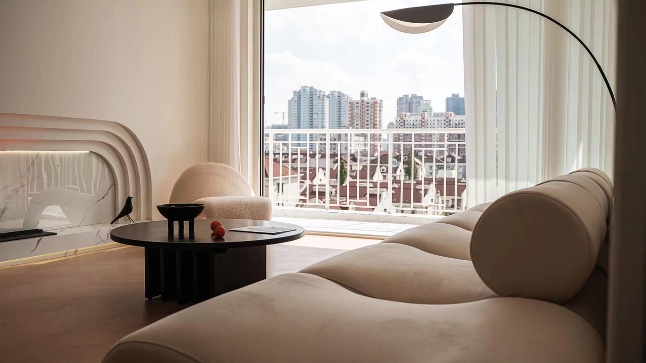 Photo of Livingroom in Downtown Shanghai