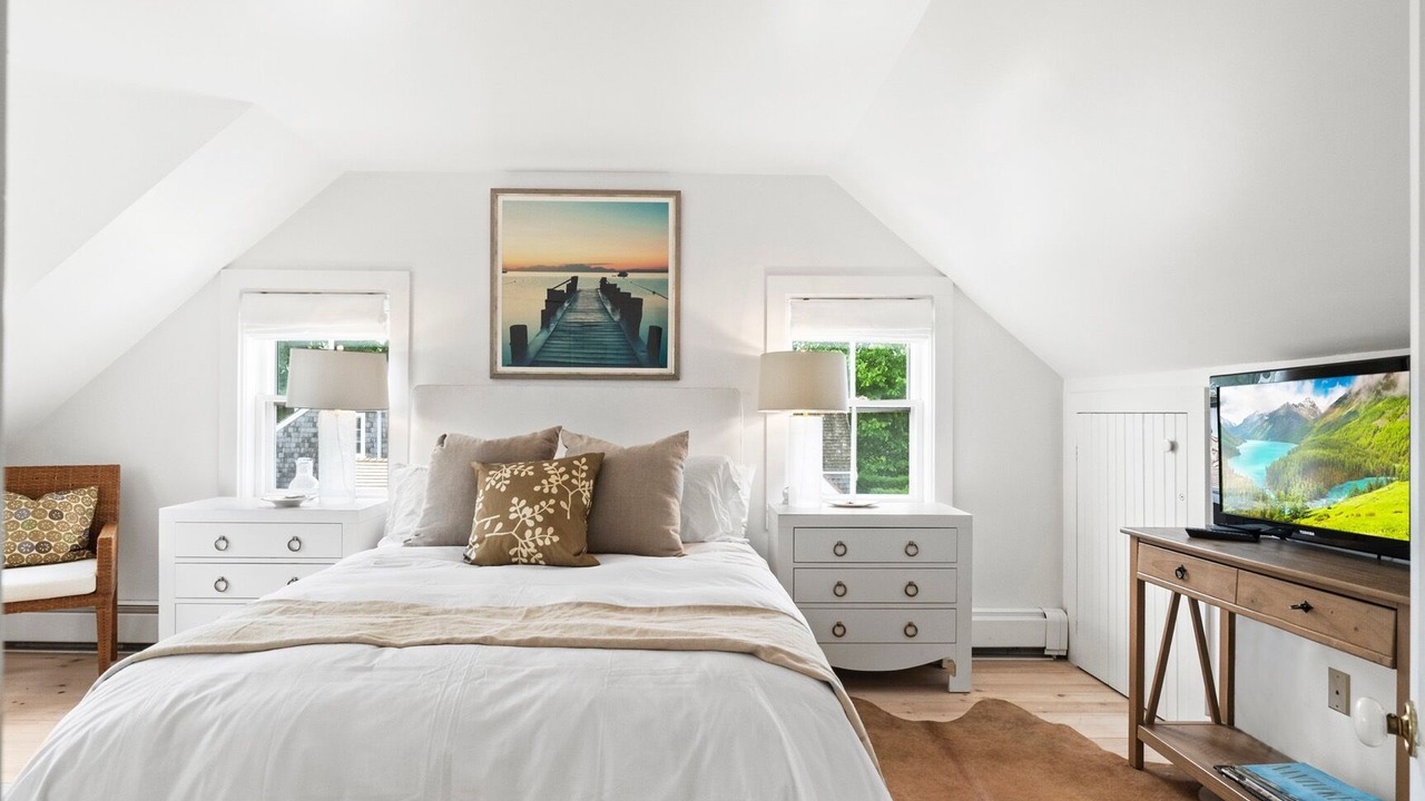 Photo of Bedroom in Brant Point