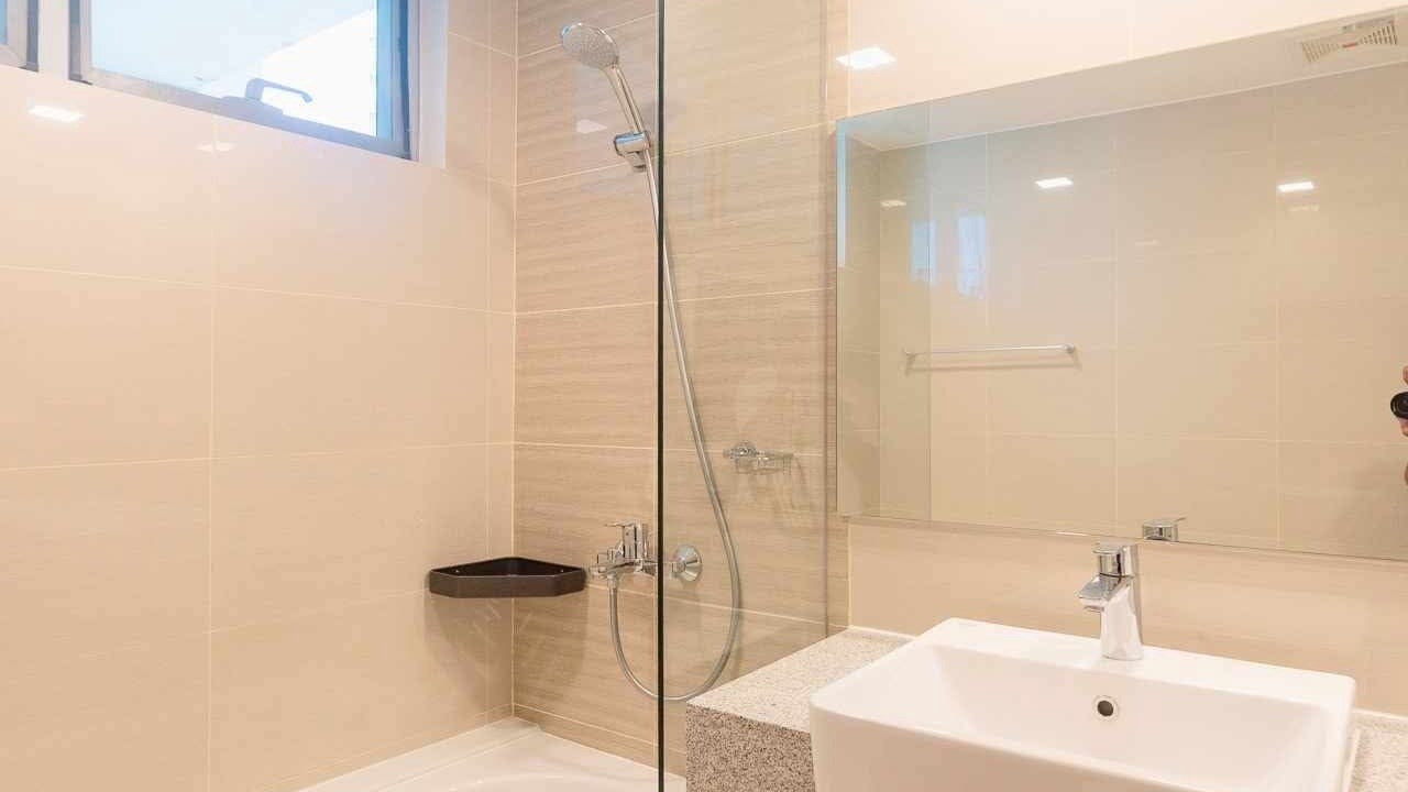 Photo of Bathroom in South Cembo