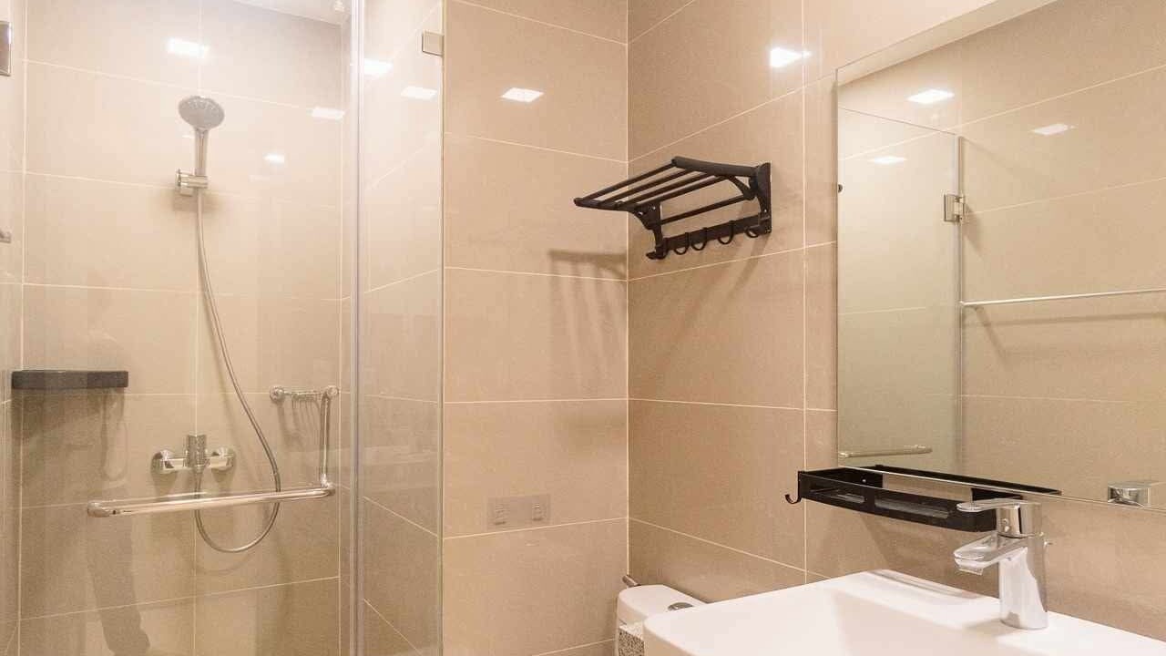 Photo of Bathroom in South Cembo