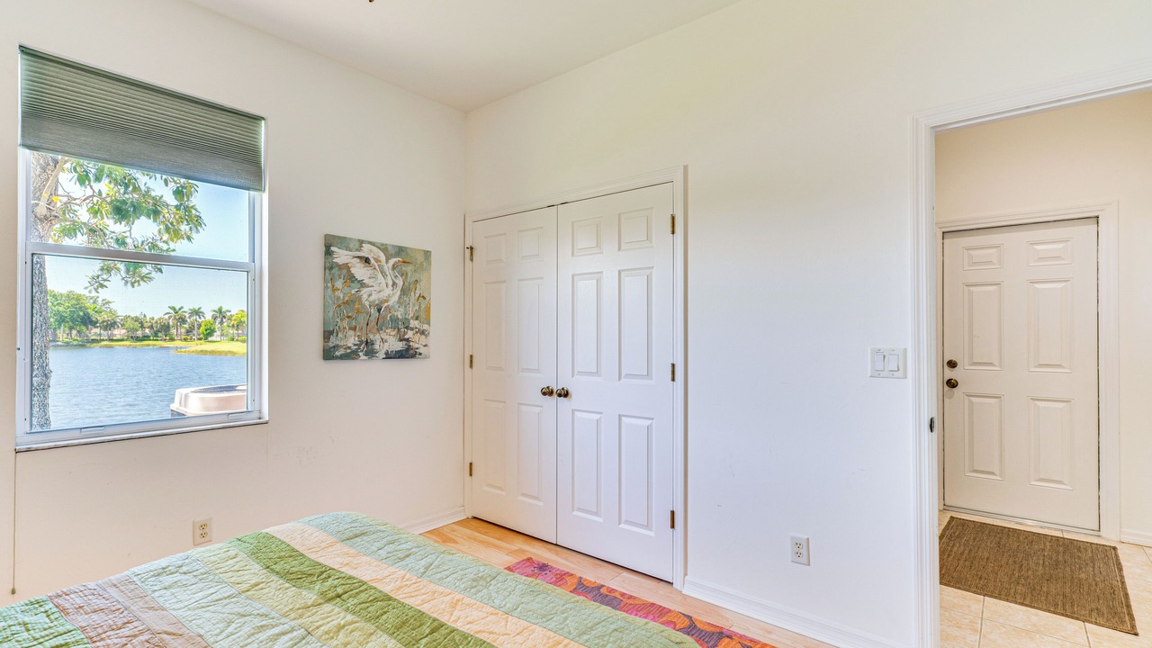Photo of Bedroom in Beachwalk Isles