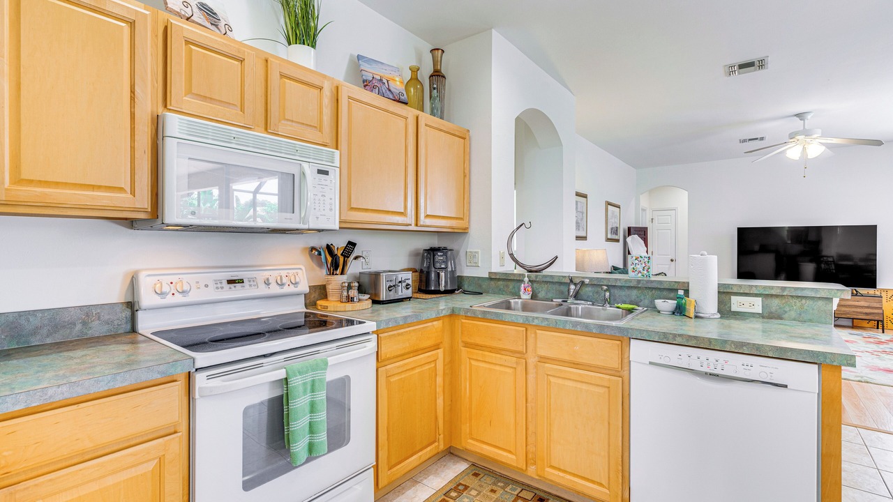 Photo of Kitchen in Beachwalk Isles