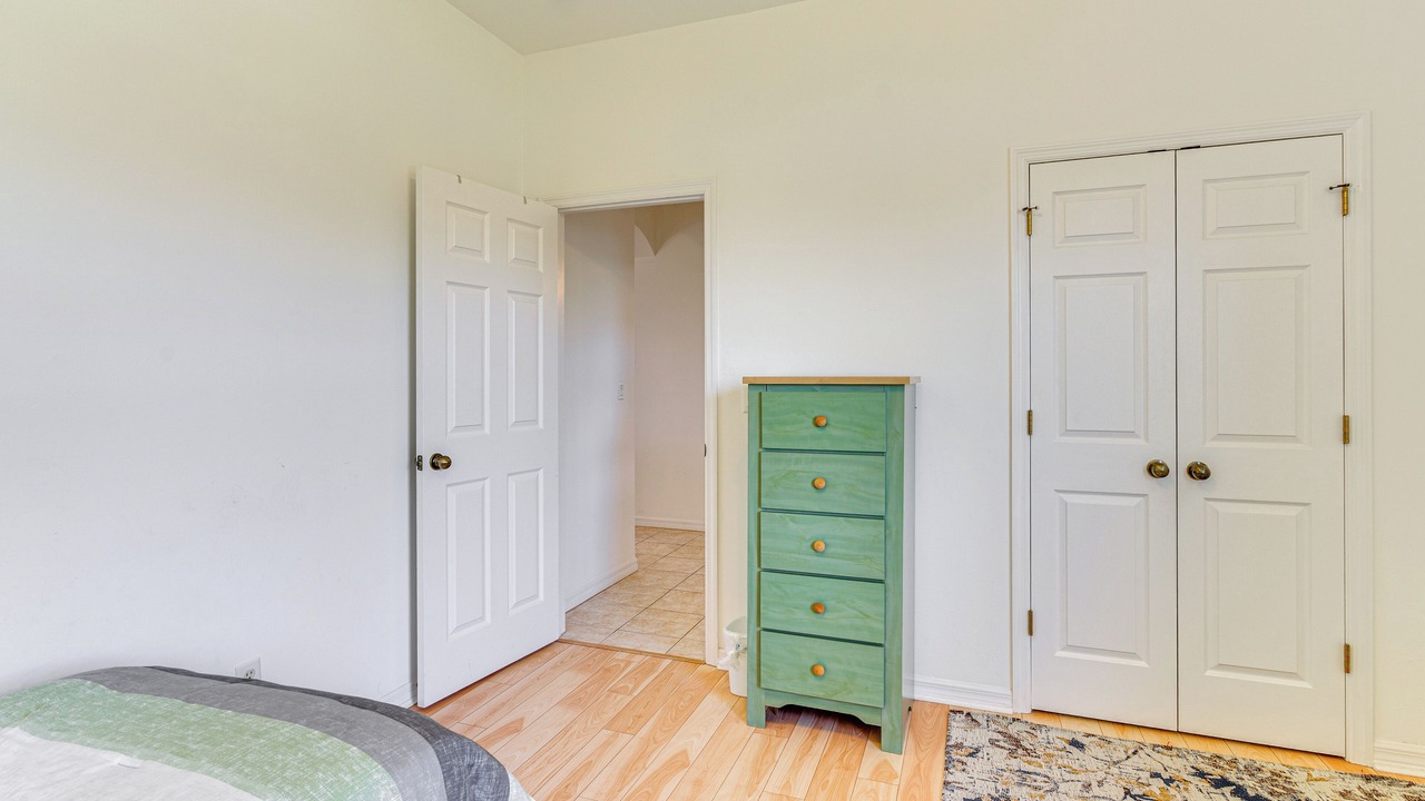 Photo of Bedroom in Beachwalk Isles