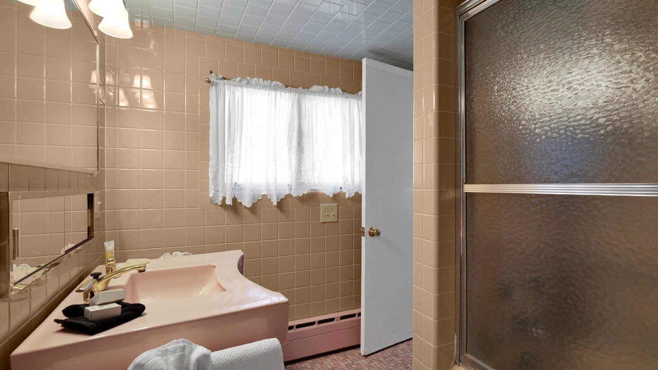 Photo of Bathroom in Olean