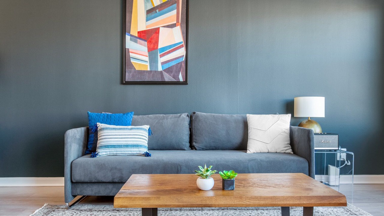Photo of Livingroom in Logan Circle
