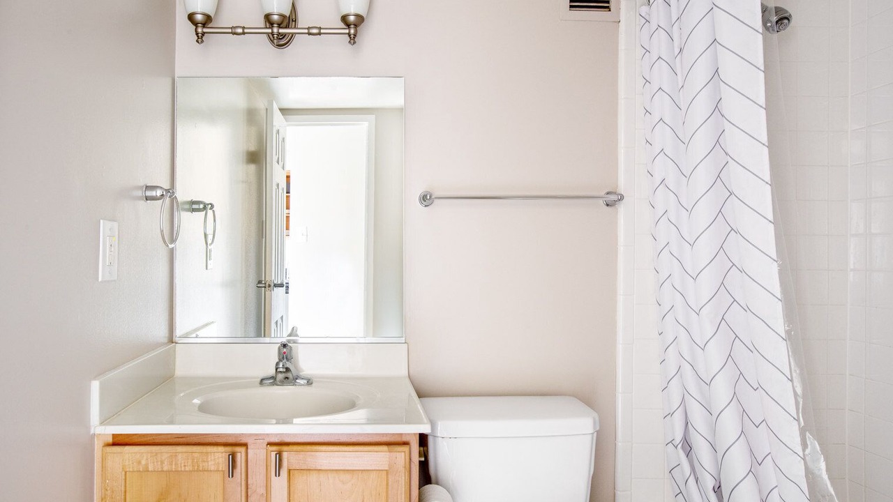 Photo of Bathroom in Logan Circle