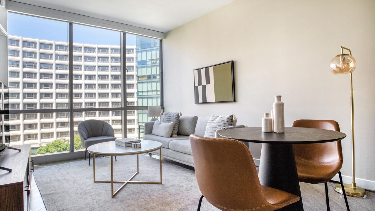 Photo of Livingroom in Dupont Circle