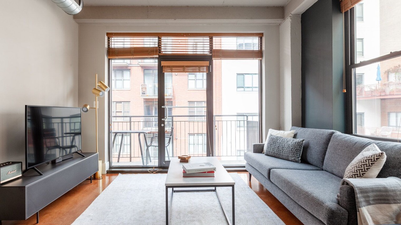 Photo of Livingroom in Logan Circle