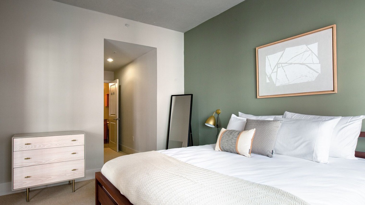 Photo of Bedroom in Logan Circle