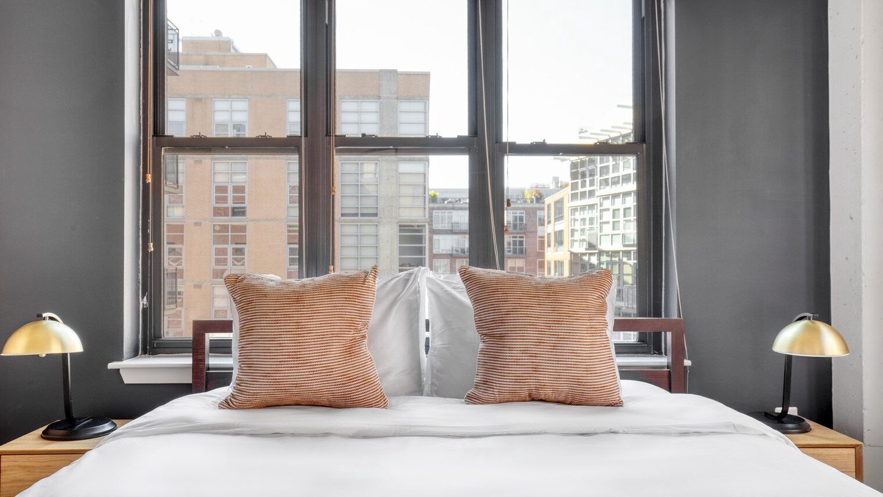 Photo of Bedroom in Logan Circle