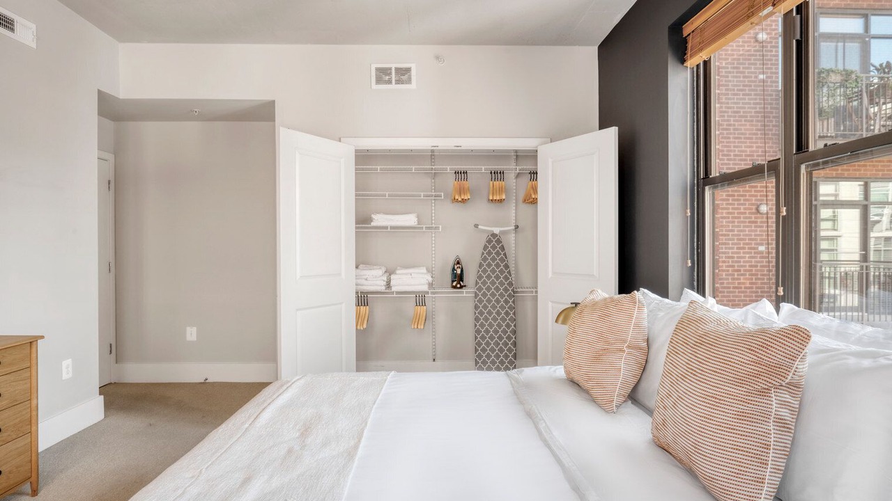 Photo of Bedroom in Logan Circle