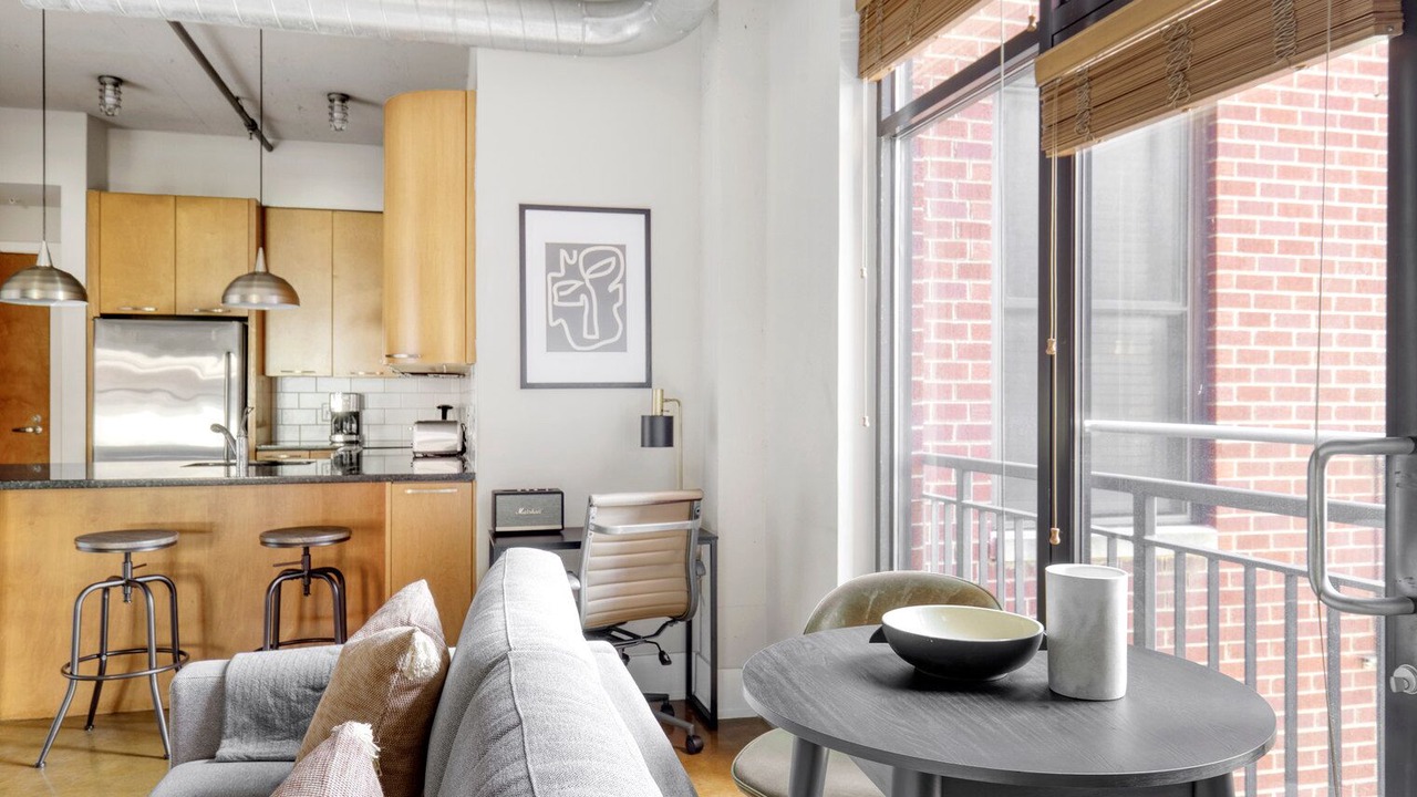 Photo of Livingroom in Logan Circle