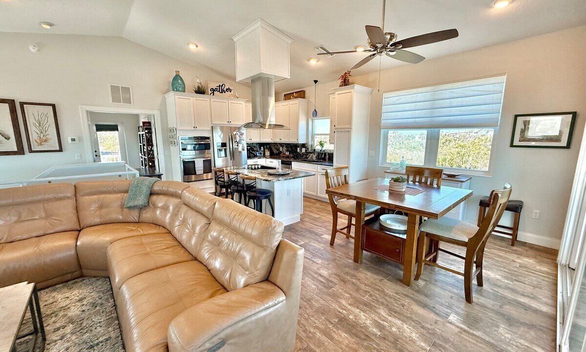 Photo of Livingroom in Painters Hill