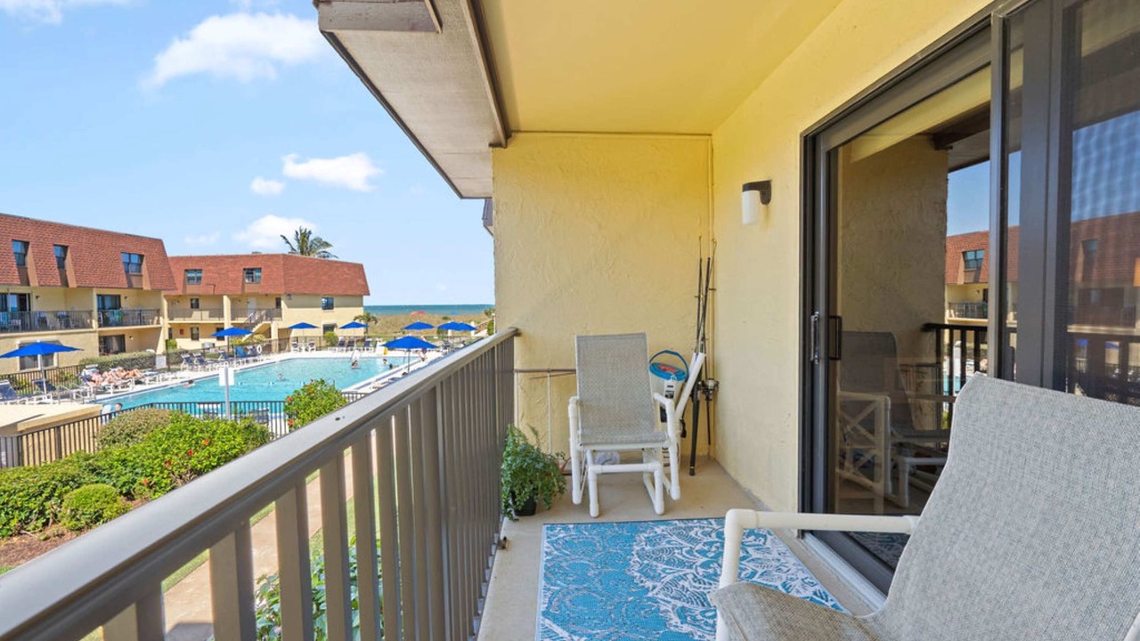 Photo of Patio Balcony in Avon By The Sea