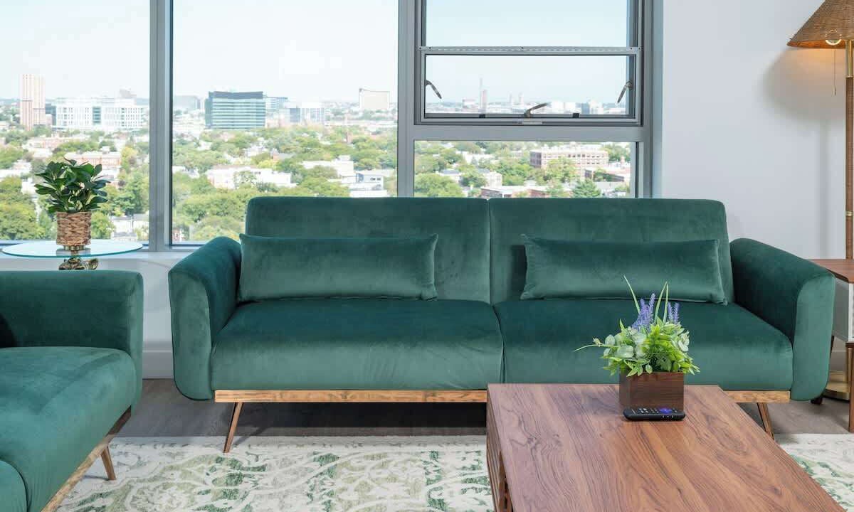 Photo of Livingroom in Central Square