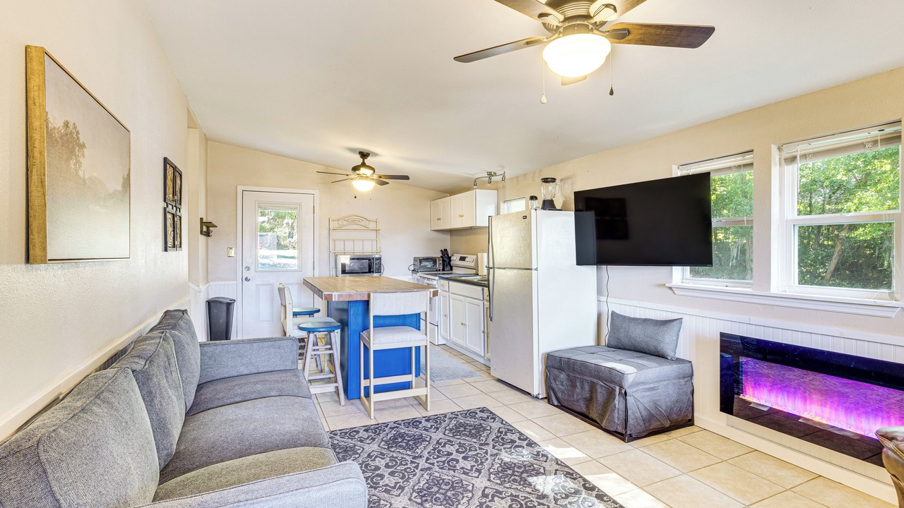 Photo of Livingroom in Quincy