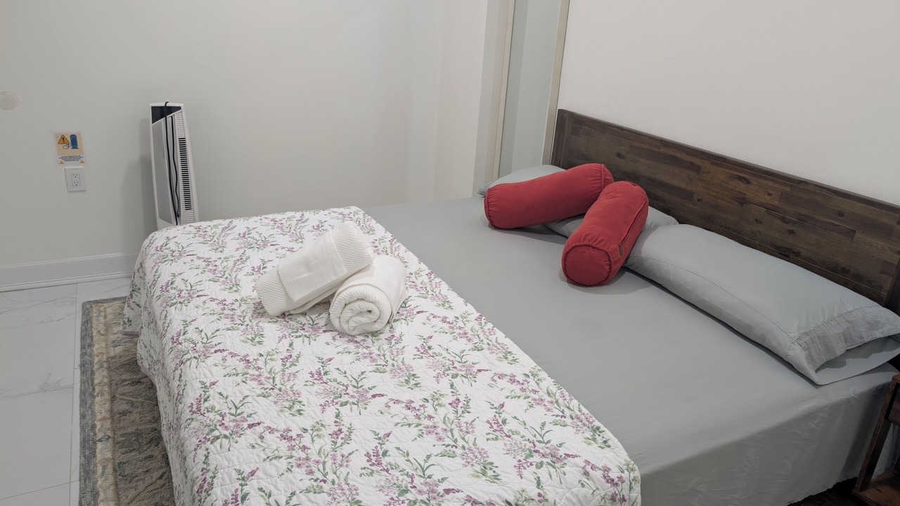 Photo of Bedroom in Elmont