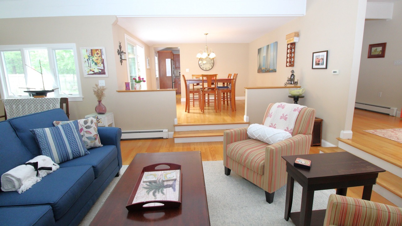 Photo of Livingroom in Dennis