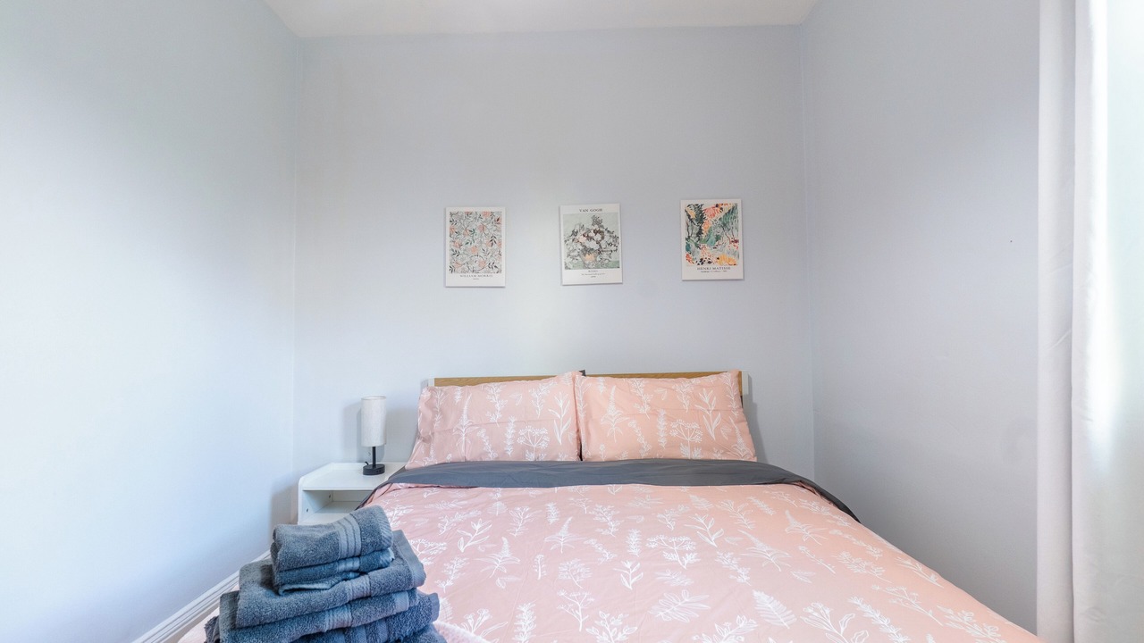 Photo of Bedroom in Somerville