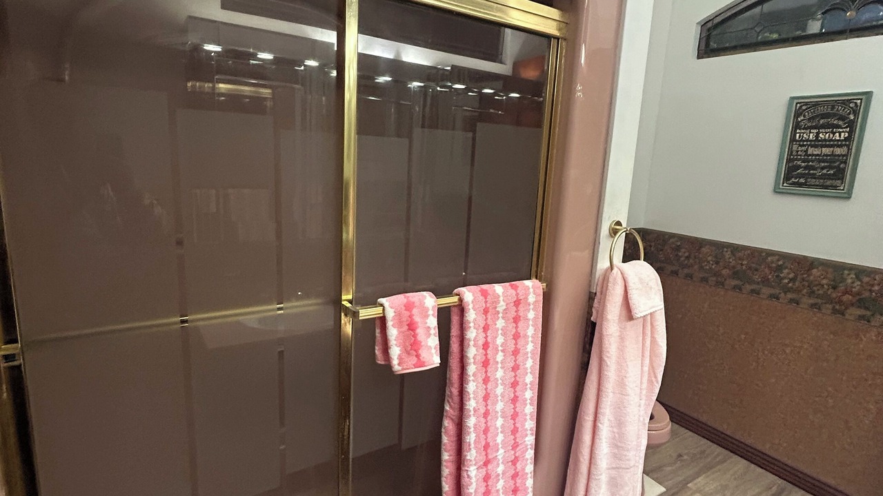 Photo of Bathroom in Ripley