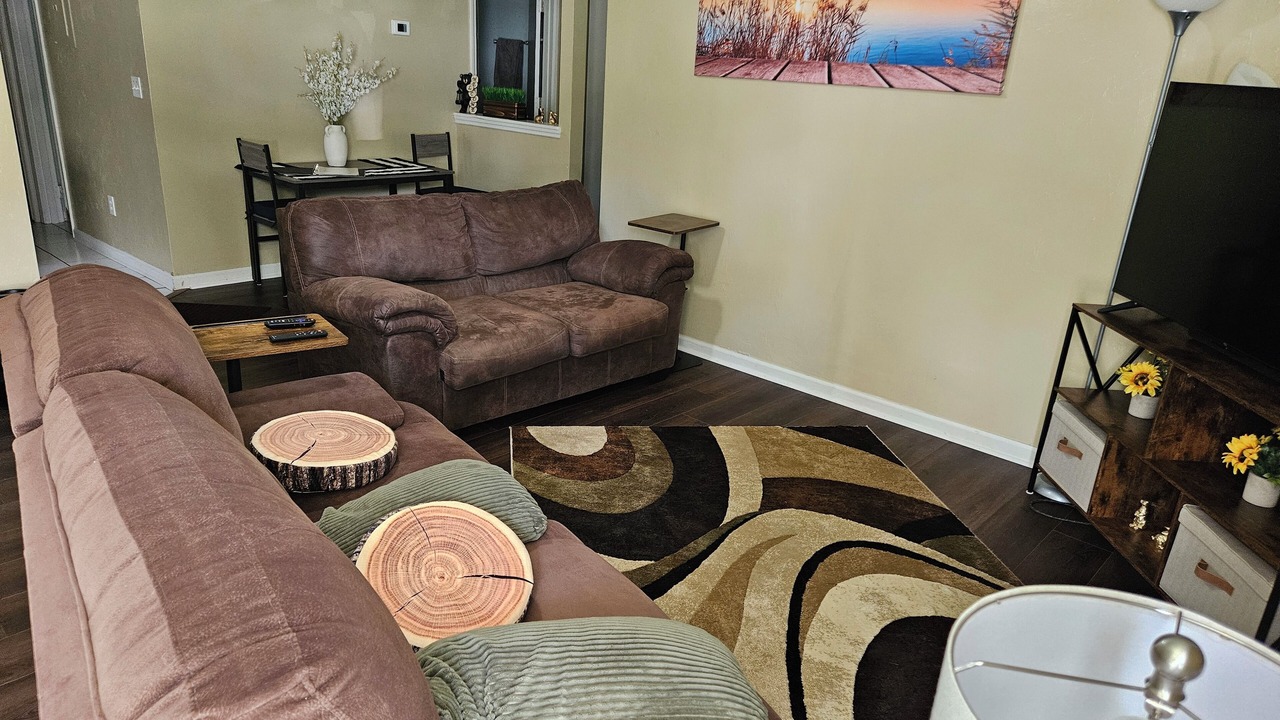 Photo of Livingroom in Tallahassee