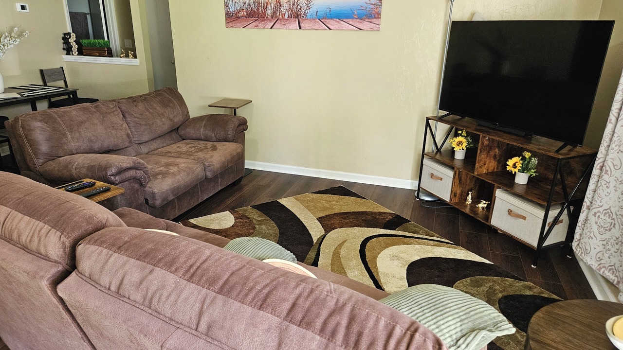 Photo of Livingroom in Tallahassee