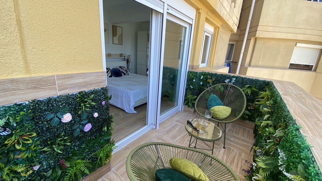 Photo of Patio Balcony in La Linea de la Concepcion
