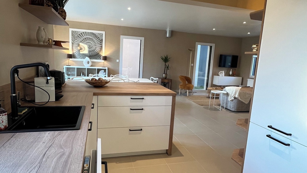 Photo of Kitchen in Saint-Jouan-des-Guerets