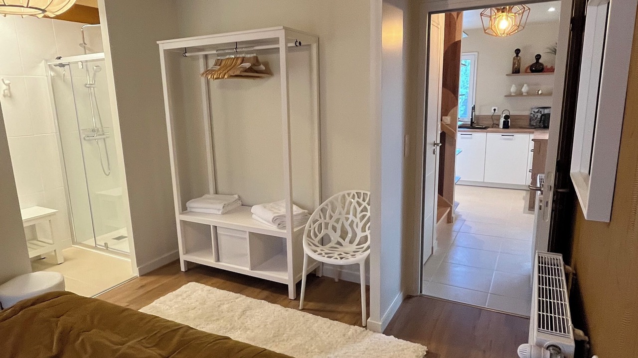 Photo of Bedroom in Saint-Jouan-des-Guerets